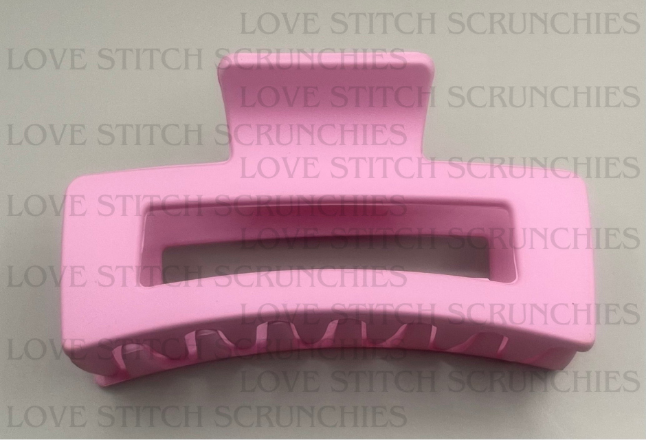 Light pink clip