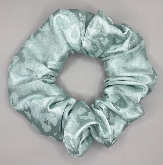 Youth cheetah satin light blue